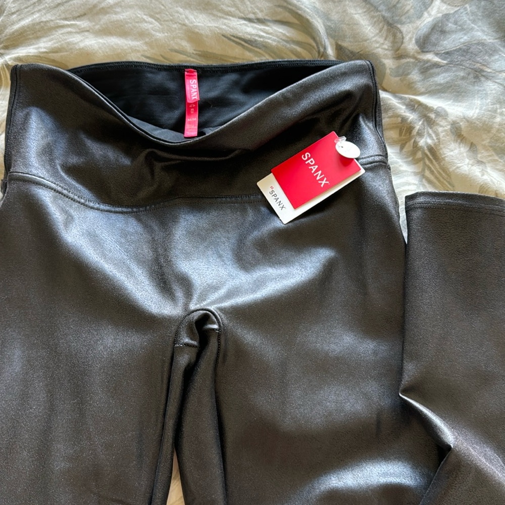 Women’s leather like SPANX leggings. Never worn